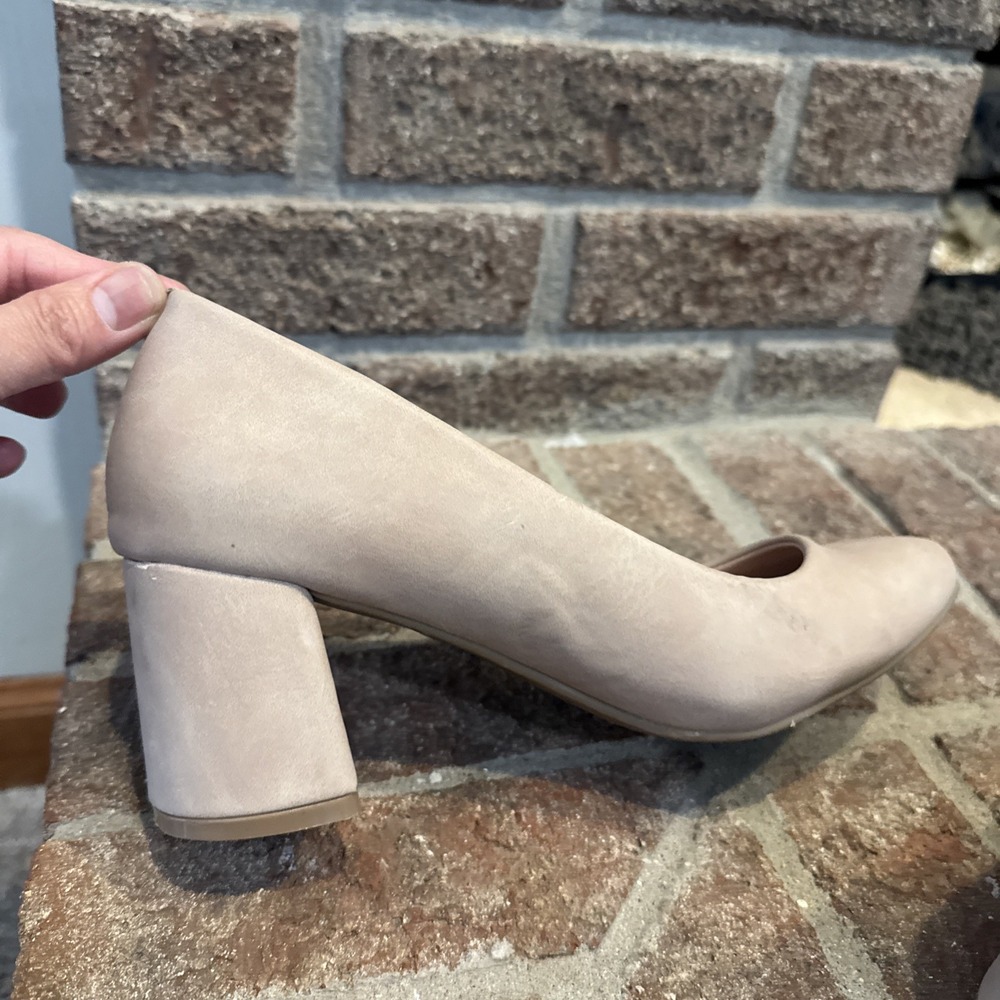 Taryn Rose Maine Pumps Womens 8.5 Beige Nude Block Heel Size 8.5 #223 - Picture 6 of 16